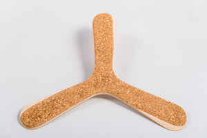 Boomerang in wood and cork