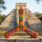 Boomerang tripale Maya aux motifs précolombiens 
