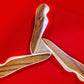 Decoratieve houten boemerang, de Wulaki