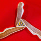 Decoratieve houten boemerang, de Wulaki