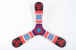 Boomerang tripale Celtique en bois, motifs nœuds celtiques et triskel rouge et bleu